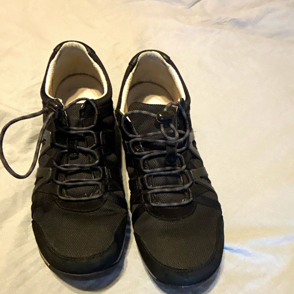 dansko henriette womens Black/Gray Low Top Lace Up Sneakers size 41(US 10.5-11)